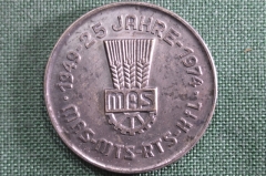 Настольная медаль "Kreisbetriebe für landtechnik", ГДР, 1974 год