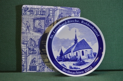 Тарелка настенная "2002 год". Серия Памятники Северная Фрисландия. Фарфор, Dawartz. Millhouse Дания.