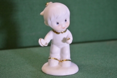 Статуэтка фарфоровая "Девочка пинг-понг настольный теннис". Фарфор.