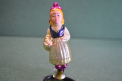 Елочная игрушка стеклянная "Красная Шапочка, синее платье". Стекло, прищепка. СССР.