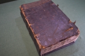 Книга старинная церковная 