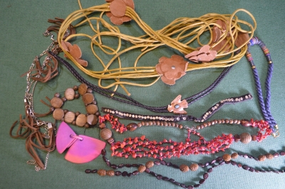 Бижутерия, женские украшения. Бусы, колье, шейные шнуры, разнобой. Сборный лот. #11