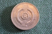 Монета 1 фунт 2001 год. One pound. Кельтский крест. Елизавета II, Великобритания.