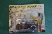 Машинка, модель. Трехколесный пивной фургон. Brauhaus Adorf. Блистер, реклама пива. Машинка, модель. Трехколесный пивной фургон. Brauhaus Adorf. Блистер, реклама пива.