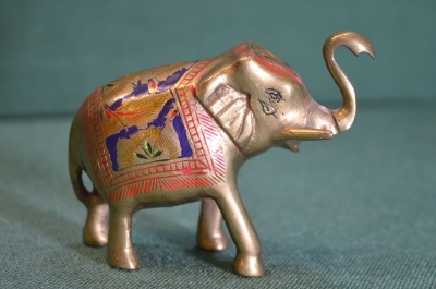 Статуэтка латунная "Слон". Латунь. Эмаль. Индия периода СССР.