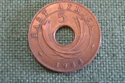 Монета 5 центов 1933 год. Георг V. Восточная Африка, East Africa.