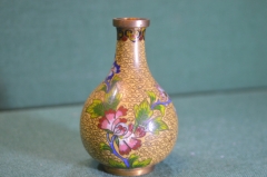 Ваза декоративная. Латунь. Клуазоне. 10 см. Старый Китай. 1950е.