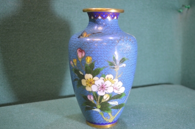 Ваза декоративная. Латунь. Клуазоне. 19,5 см. Старый Китай. 1950е.