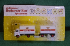 Модель, игрушка. Пивной грузовик, фура с прицепом. Реклама пива Herborner. Блистер. Китай Германия