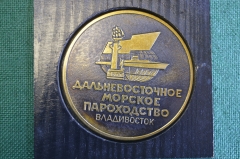 Медаль настольная "Дальневосточное морское пароходство". Владивосток. 100 лет Far-Eastern