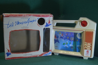 Сувенир "Телевизор Tele Musicolympic". Оригинальная коробка. Олимпиада Альбервиль. Франция. 1992 г.