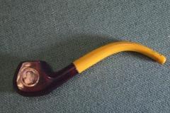 Мундштук для сигарет трубка курительная. Девушка. Карболит. Под янтарь. Германия. 1960е.