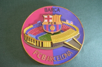 Тарелка объемная "Футбольный клуб Барселона FCB Испания". Футбол. Композитный материал.