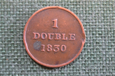 Монета 1 дубль, double 1830 года. Герб. Гернси, Guernsey
