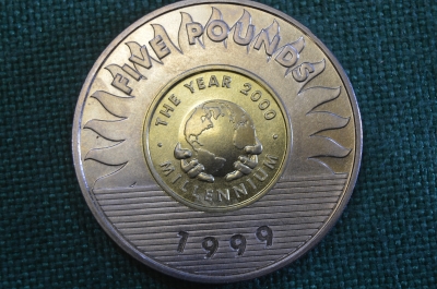 Монета 5 фунтов 1999 года. Five pounds. Миллениум, Millenium. Гернси, Guernsey. Елизавета II. 