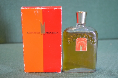 Духи флакон в коробке. Красная москва. Ф-ка новая Заря. СССР. #1