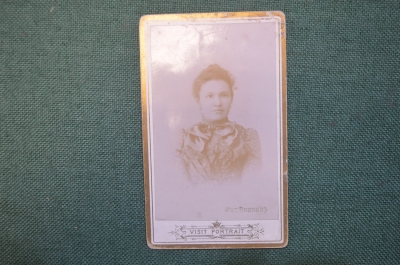 Фотография старинная визитка визит портрет. Девушка. Мода. Фото Вилков. Сарапул. Царская Россия. 