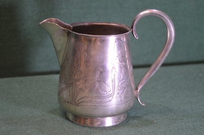 Молочник сливочник старинный. Серебро 84 проба. Штихель. Царская Россия.