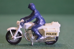 Модель мотоцикл с фигуркой "Полиция Honda 750 Police". Matchbox. Великобритания. 1977 год.