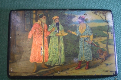 Крышка от старинной лаковой шкатулки. Бояре. Папье-маше. Царская Россия.