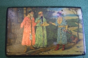 Крышка от старинной лаковой шкатулки. Бояре. Дерево. Сусальная роспись. Царская Россия.