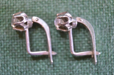 Серьги серебряные. Серебро 875 проба звезда. Горный хрусталь? СССР.