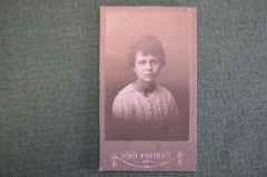 Фотография старинная "Девушка с короткой стрижкой". Visit Portrait. #F9