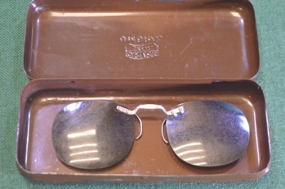 Очки старинные пенсне "Karl Zeiss Umbral". Оригинальный футляр". Германия. 1920-1930е.