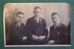 Фотография старинная общая. Военные летчики. Парашютисты. Петлицы. Знаки. Авиация. СССР. 1930е.