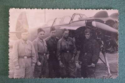 Фотография старинная "Летчики, пилоты около самолета". Авиация СССР. #O1