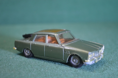 Модель машинка "Rover 2000TC 13360/67. Corgi Toys". Corgi, Англия. #M2