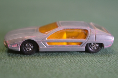 Модель машинка "Lamborghini Marzal Matchbox Superfast (c) 1969 Lesney". Матчбокс, Англия. 