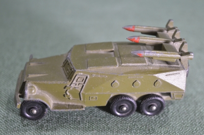 Игрушка военная техника "Противотанковая ракетная установка - ракетница", 1985 год, ТПЗ ,СССР