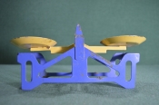 Весы игрушечные, металлические. Детская игрушка. СССР.