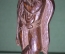 Старинная деревянная фигурка на подставке, Индия. Антураж.